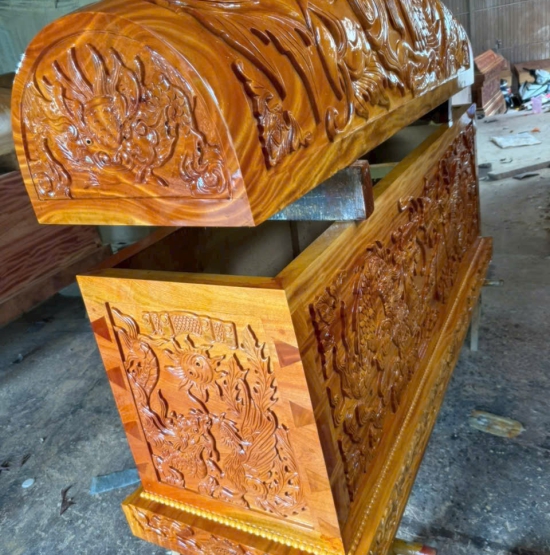 Quan tài gỗ sao xanh